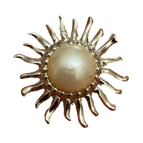 Vintage Sunburst Brooch Pin Gold Tone Pearl Center Retro Costume Jewelry Fashion - Picture 1 of 6